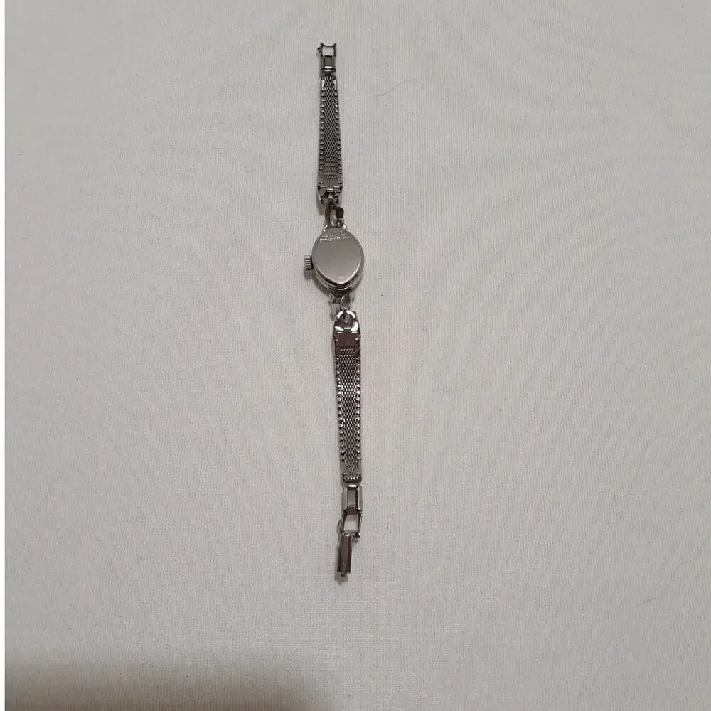 Vintage Benrus Ladies Wristwatch 17-Jewel Manual Wind Up